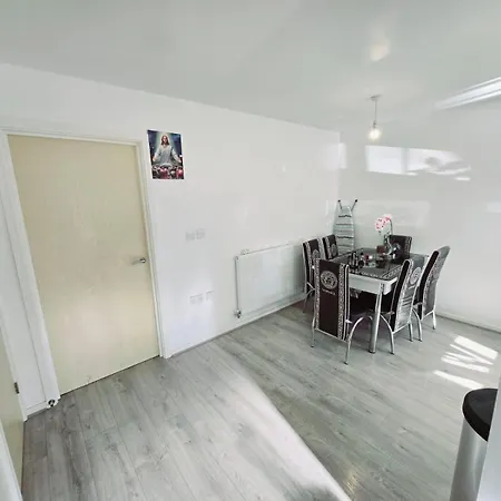 Charming Room, Shared House Oldham Exterior photo