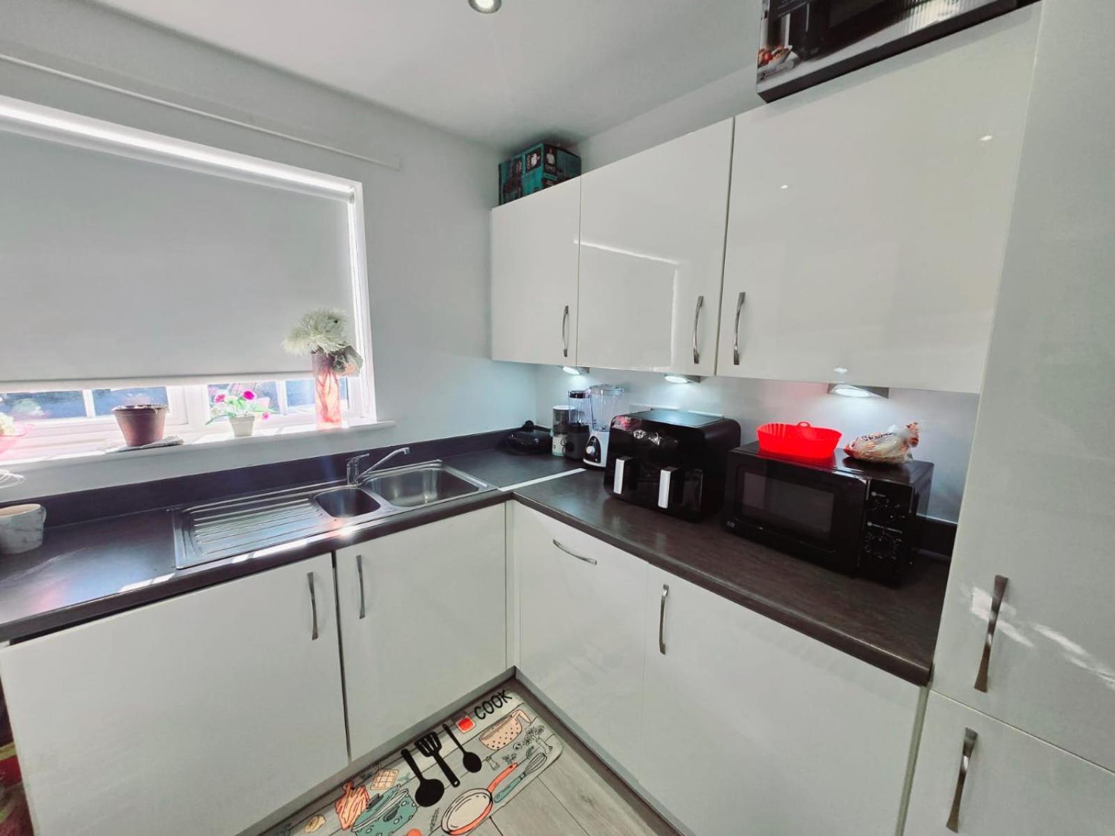 Charming Room, Shared House *
